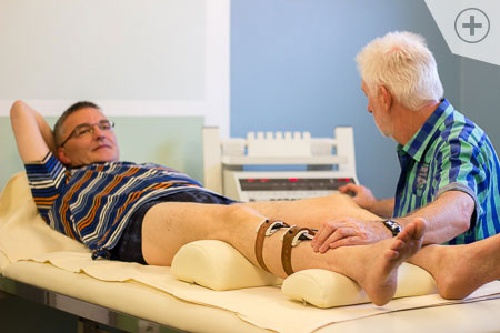 Die Elektrotherapie nutzt die Kraft elektrischer Stromimpulse.